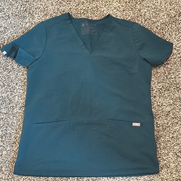 Figs Scrub Top Size Medium - Picture 1 of 4